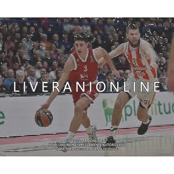 TVRG EA7 Emporio Armani Olimpia Milano vs Stella Rossa Meridianbet Belgrado nella foto Giordano Bortolani (Olimpia Milano) e Rokas Giedraitis (Stella Rossa Belgrado) Assago (MI) 11-01-2024 Mediolanum Forum Turkish Airlines EuroLeague 21a giornata regular season foto Roberto Garavaglia/Agenzia Aldo Liverani sas