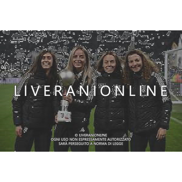 TVMV-Torino 11.01.2024 Allianz Stadium ©Manuela Viganti/Agenzia Aldo Liverani Juventus vs Frosinone Quarti di Finale Coppa Italia Frecciarossa 2023/2024 Nella foto: le ragazze della juventus woman vincitrici della supercoppa italiana ©Viganti/AGENZIA ALDO LIVERANI SAS