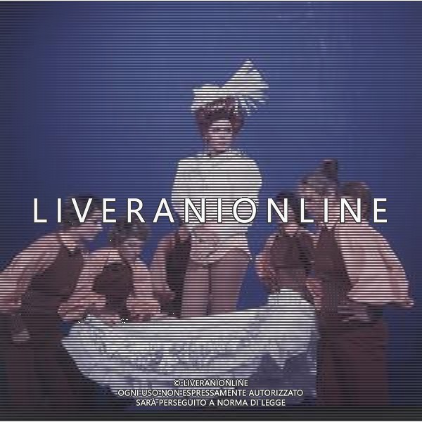 DIAP-RETROSPETTIVA LORETTA GOGGI-CANTANTE-ATTRICE-IMITATRICE-CONDUTTRICE TELEVISIVA E SCRITTRICE NELLA FOTO LORETTA GOGGI  AG ALDO LIVERANI SAS 