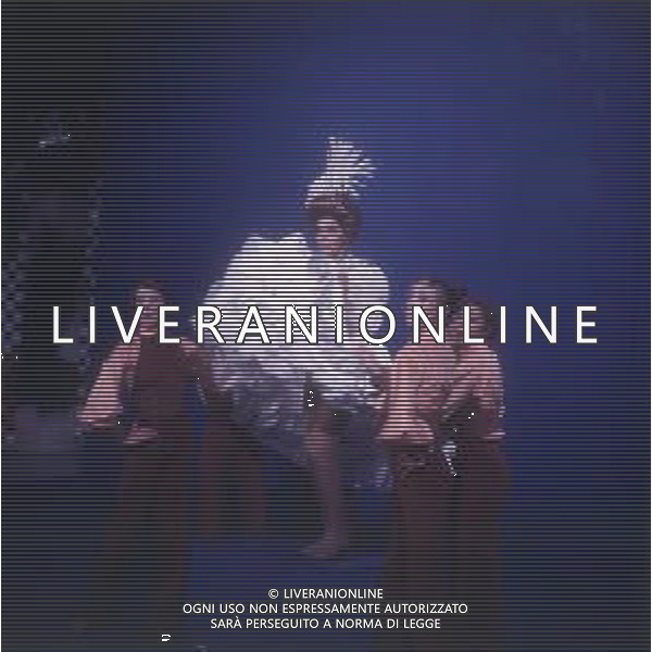 DIAP-RETROSPETTIVA LORETTA GOGGI-CANTANTE-ATTRICE-IMITATRICE-CONDUTTRICE TELEVISIVA E SCRITTRICE NELLA FOTO LORETTA GOGGI  AG ALDO LIVERANI SAS 