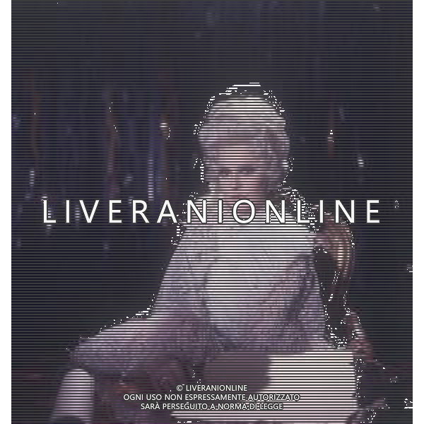 DIAP-RETROSPETTIVA LORETTA GOGGI-CANTANTE-ATTRICE-IMITATRICE-CONDUTTRICE TELEVISIVA E SCRITTRICE NELLA FOTO LORETTA GOGGI  AG ALDO LIVERANI SAS 