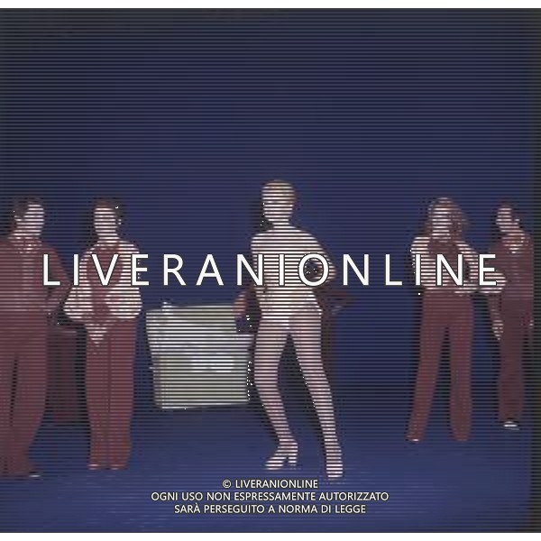 DIAP-RETROSPETTIVA LORETTA GOGGI-CANTANTE-ATTRICE-IMITATRICE-CONDUTTRICE TELEVISIVA E SCRITTRICE NELLA FOTO LORETTA GOGGI  AG ALDO LIVERANI SAS 