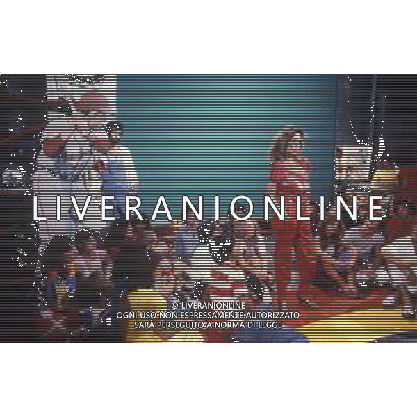 DIAP-RETROSPETTIVA LORETTA GOGGI-CANTANTE-ATTRICE-IMITATRICE-CONDUTTRICE TELEVISIVA E SCRITTRICE NELLA FOTO LORETTA GOGGI  AG ALDO LIVERANI SAS 