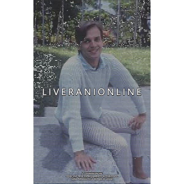 DIAP-RETROSPETTIVA MIGUEL BOSE\' CANTANTE NELLA FOTO MIGUEL BOSE\' A SAINT VINCENT NELL\'ANNO 1982 UN DISCO PER L\'ESTATE AG ALDO LIVERANI SAS 