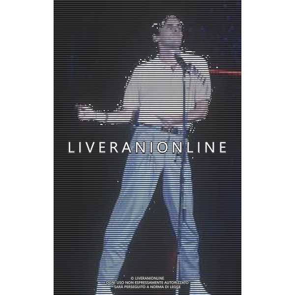 DIAP-RETROSPETTIVA MIGUEL BOSE\' CANTANTE NELLA FOTO MIGUEL BOSE\' A SAINT VINCENT NELL\'ANNO 1982 UN DISCO PER L\'ESTATE AG ALDO LIVERANI SAS 