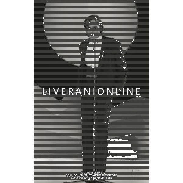 NEG-RETROSPETTIVA MIGUEL BOSE\' CANTANTE NELLA FOTO MIGUEL BOSE\' NELL\'ANNO 1986 A RIVA DEL GARDA AG ALDO LIVERANI SAS 