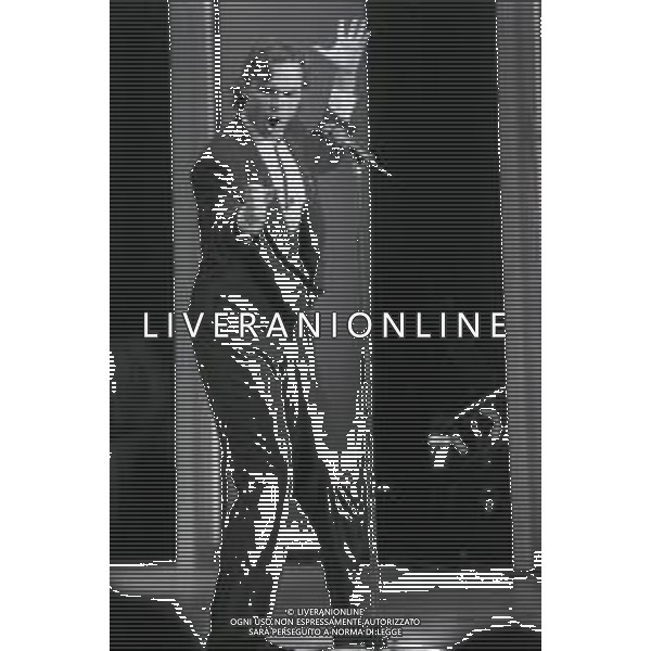 NEG-RETROSPETTIVA MIGUEL BOSE\' CANTANTE NELLA FOTO MIGUEL BOSE\' NELL\'ANNO 1986 A NAXOS AG ALDO LIVERANI SAS 