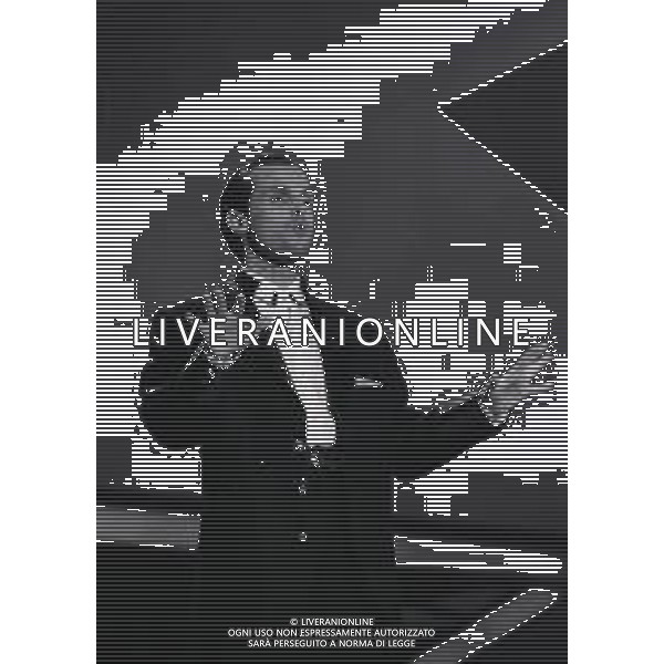 NEG-RETROSPETTIVA MIGUEL BOSE\' CANTANTE NELLA FOTO MIGUEL BOSE\' NELL\'ANNO 1988 AL FESTIVAL DI SANREMO  AG ALDO LIVERANI SAS  