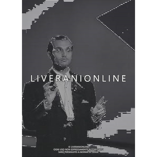NEG-RETROSPETTIVA MIGUEL BOSE\' CANTANTE NELLA FOTO MIGUEL BOSE\' NELL\'ANNO 1988 AL FESTIVAL DI SANREMO  AG ALDO LIVERANI SAS  