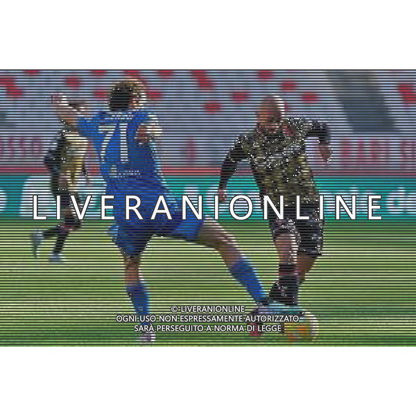 Ahmad Benali of SSC Bari and Gregorio Luperini of Ternana Calcio during the Italian Serie B match SSC Bari vs Ternana Calcio on January 13, 2024 at the San Nicola stadium in Bari, Italy. Photo by Emmanuele Mastrodonato/ag. Aldo Liverani sas/AGENZIA ALDO LIVERANI SAS