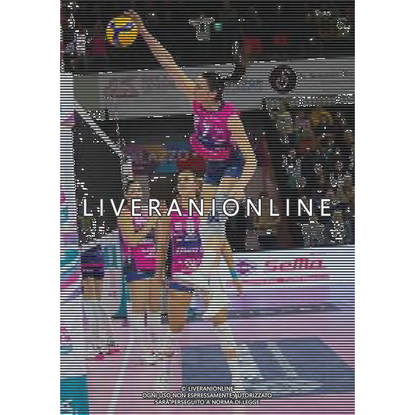 Savino Del Bene Scandicci vs Allianz Vero Volley Milano Serie A1 Tigotà - Palazzo Wanny - Firenze 13.01.2024 nella foto raphaela Folie e alessia orro ©Daniele Mannelli/AGENZIA ALDO LIVERANI SAS
