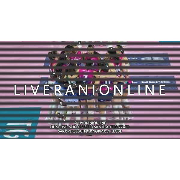 Savino Del Bene Scandicci vs Allianz Vero Volley Milano Serie A1 Tigotà - Palazzo Wanny - Firenze 13.01.2024 nella foto esultanza vittoria milano ©Daniele Mannelli/AGENZIA ALDO LIVERANI SAS