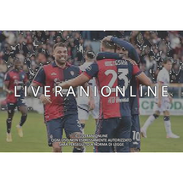 14-1-2024. Cagliari calcio- Bologna F.C. 20¬∞ giornata campionato calcio italiano Serie A 2023/2024, Stadio Unipol Domus Cagliari. Foto Salvatore Moi/Agenzia Aldo Liverani s.as. Nella foto: Gol ed esultanza del Cagliari in casa contro Bologna nello stadio Unipol Domus di Cagliari. Segna: autogol Bologna, Riccardo Calafiori Bologna