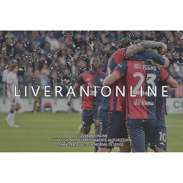 14-1-2024. Cagliari calcio- Bologna F.C. 20¬∞ giornata campionato calcio italiano Serie A 2023/2024, Stadio Unipol Domus Cagliari. Foto Salvatore Moi/Agenzia Aldo Liverani s.as. Nella foto: Gol ed esultanza del Cagliari in casa contro Bologna nello stadio Unipol Domus di Cagliari. Segna: autogol Bologna, Riccardo Calafiori Bologna