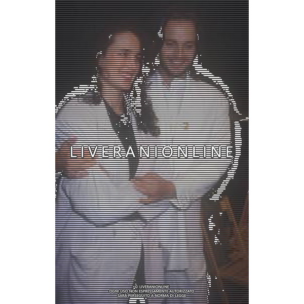 DIAP-RETROSPETTIVA MIGUEL BOSE\' CANTANTE NELLA FOTO ANDIE MACDOWELL- MIGUEL BOSE -ITAKO NARDULLIE MICHAEL YORK A ROMA NELL\'ANNO 1988 PRESENTAZIONE DEL FILM“ IL SEGRETO DEL SAHARA“ AG ALDO LIVERANI SAS