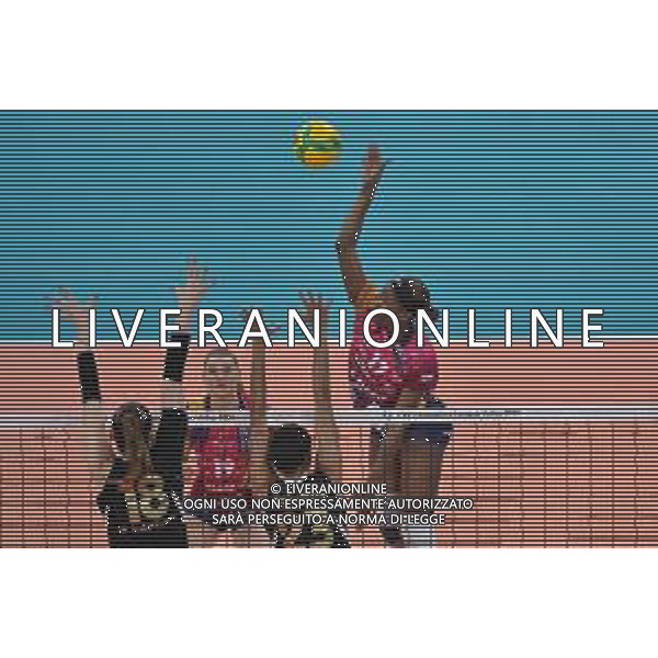 TVRG Allianz Vero Volley Milano vs VakifBank Istanbul nella foto Myriam Sylla (Vero Volley Milano) Milano 16-01-2024 Allianz Cloud CEV Champions League femminile Gruppo A - 6a giornata foto Roberto Garavaglia/Agenzia Aldo Liverani sas/AGENZIA ALDO LIVERANI SAS