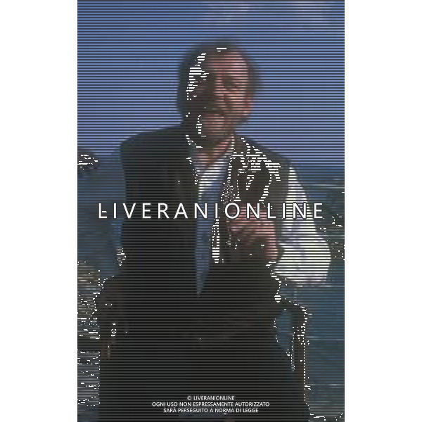 DIAP-RETROSPETTIVA JOE COCKER CANTANTE NELLA FOTO JOE COCKER A SANREMO NELL\'ANNO 1988 AG ALDO LIVERANI SAS