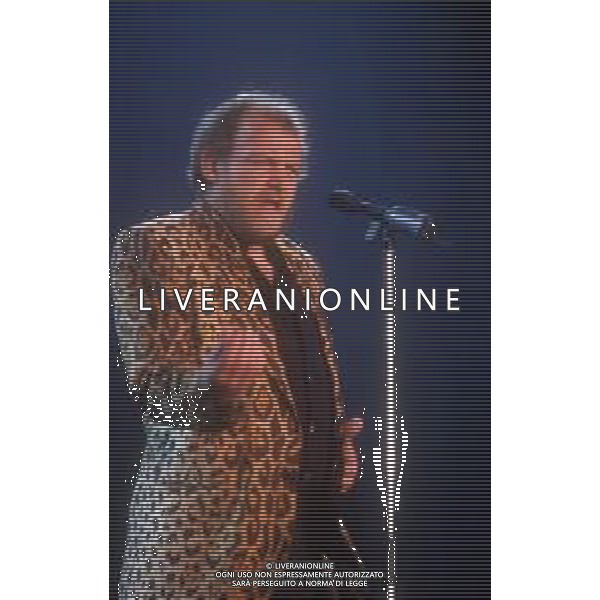 DIAP-RETROSPETTIVA JOE COCKER CANTANTE NELLA FOTO JOE COCKER A SANREMO NELL\'ANNO 1988 AG ALDO LIVERANI SAS
