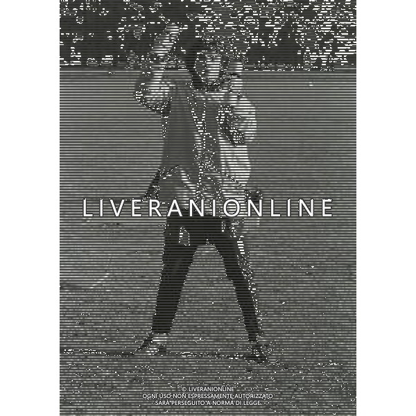 NEG-RETROSPETTIVA EVARISTO BECCALOSSI CALCIATORE NELLA FOTO EVARISTO BECCALOSSI NELL\'ANNO 1979-1980 INTER AG ALDO LIVERANI SAS