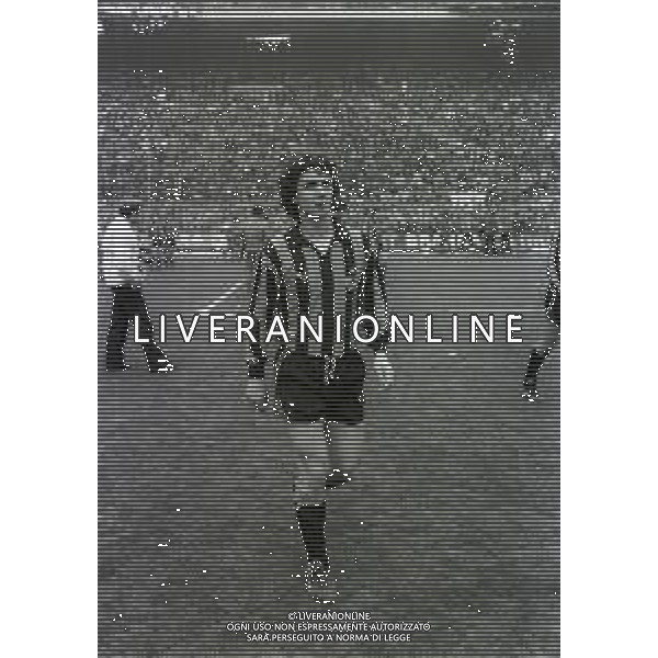 NEG-RETROSPETTIVA EVARISTO BECCALOSSI CALCIATORE NELLA FOTO EVARISTO BECCALOSSI NELL\'ANNO 1979-1980 INTER AG ALDO LIVERANI SAS