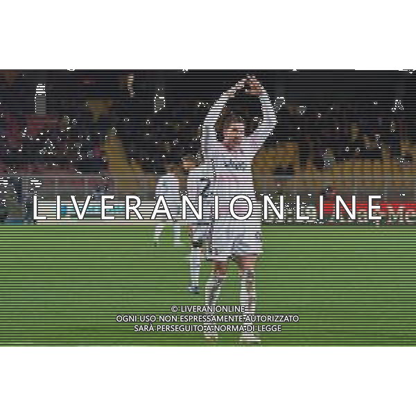 Dusan Vlahovic of Juventus celebrates the victory during the Italian soccer Serie A match US Lecce vs Juventus on January 21, 2024 at Via del Mare Stadium in Lecce, Italy. Photo by Emmanuele Mastrodonato/ag. Aldo Liverani sas/AGENZIA ALDO LIVERANI SAS