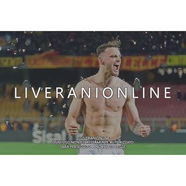 Federico Gatti of Juventus celebrates the victory during the Italian soccer Serie A match US Lecce vs Juventus on January 21, 2024 at Via del Mare Stadium in Lecce, Italy. Photo by Emmanuele Mastrodonato/ag. Aldo Liverani sas/AGENZIA ALDO LIVERANI SAS