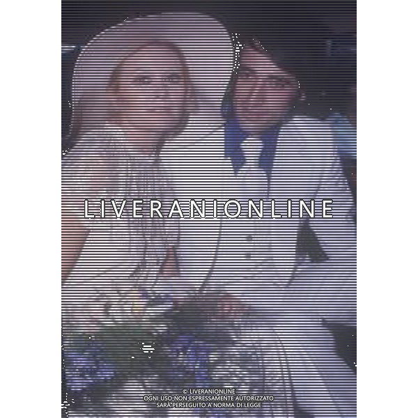 COL-RETROSPETTIVA PAOLA QUATTRINI ATTRICE NELLA FOTO PAOLA QUATTRINI MATRIMONIO CON IL MARITO LUCIANO APPIGNANI IL 10-08-1973 A ROMA IN CAMPIDOGLIO AG ALDO LIVERANI SAS 