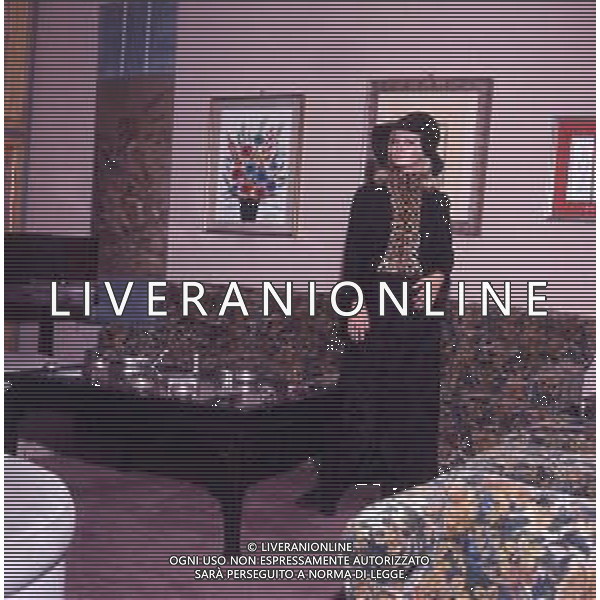 COL-RETROSPETTIVA PAOLA QUATTRINI ATTRICE NELLA FOTO PAOLA QUATTRINI NELL\'ANNO 1970 A MILANO AG ALDO LIVERANI SAS 