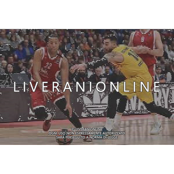 TVRG EA7 Emporio Armani Olimpia Milano vs Barcellona nella foto Devon Hall (Olimpia Milano) e Tomas Satoransky (Barcellona) Assago (MI) 26-01-2024 Mediolanum Forum Turkish Airlines EuroLeague 23a giornata regular season foto Roberto Garavaglia/Agenzia Aldo Liverani sas