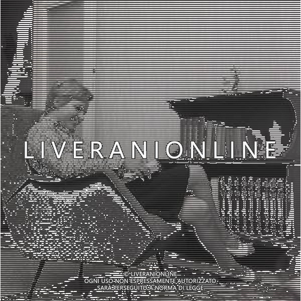 NEG-RETROSPETTIVA RENATA PACINI CANTANTE NELLA FOTO RENATA PACINI A MILANO NELL\'ANNO 1966 AG ALDO LIVERANI SAS