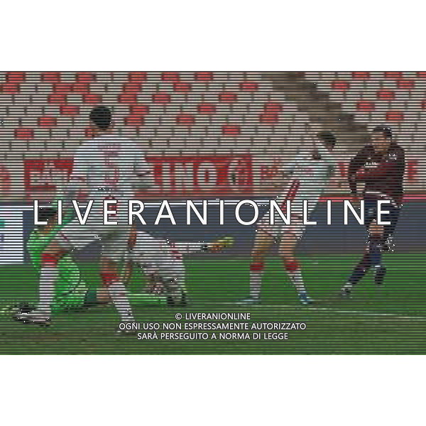 Riccardo Fiamozzi of Reggiana scores a goal of 0-1 during the Italian Serie B match SSC Bari vs AC Reggiana 1919 on January 27, 2024 at the San Nicola stadium in Bari, Italy. Photo by Emmanuele Mastrodonato/ag. Aldo Liverani sas/AGENZIA ALDO LIVERANI SAS