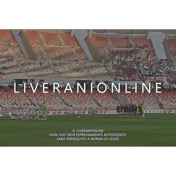Minuto Silenzio - Players of the two teams prior to the minute of silence in memory of Gigi Riva during the Italian Serie B match SSC Bari vs AC Reggiana 1919 on January 27, 2024 at the San Nicola stadium in Bari, Italy. Photo by Emmanuele Mastrodonato/ag. Aldo Liverani sas/AGENZIA ALDO LIVERANI SAS/AGENZIA ALDO LIVERANI SAS