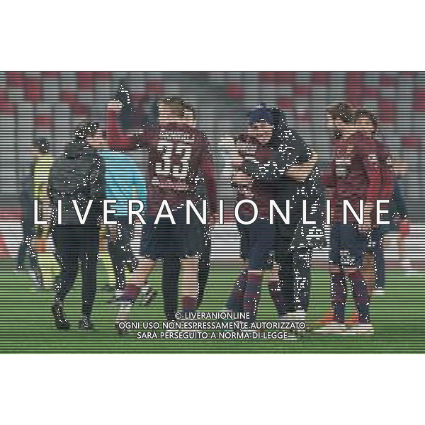 players of AC Reggiana 1919 celebrates the victory during the Italian Serie B match SSC Bari vs AC Reggiana 1919 on January 27, 2024 at the San Nicola stadium in Bari, Italy. Photo by Emmanuele Mastrodonato/ag. Aldo Liverani sas/AGENZIA ALDO LIVERANI SAS