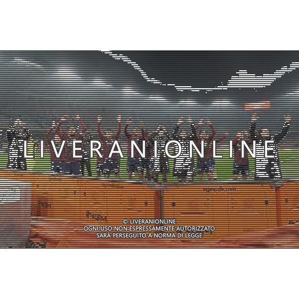 Players of AC Reggiana 1919 celebrates the victory during the Italian Serie B match SSC Bari vs AC Reggiana 1919 on January 27, 2024 at the San Nicola stadium in Bari, Italy. Photo by Emmanuele Mastrodonato/ag. Aldo Liverani sas/AGENZIA ALDO LIVERANI SAS