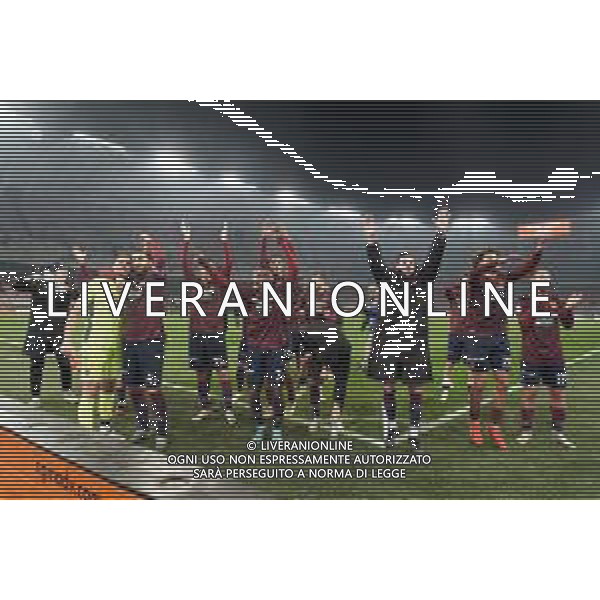 Players of AC Reggiana 1919 celebrates the victory during the Italian Serie B match SSC Bari vs AC Reggiana 1919 on January 27, 2024 at the San Nicola stadium in Bari, Italy. Photo by Emmanuele Mastrodonato/ag. Aldo Liverani sas/AGENZIA ALDO LIVERANI SAS