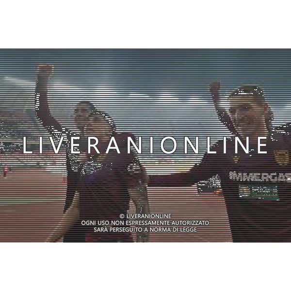 Alessandro Bianco of Reggiana celebrates after scoring a goal with teammates during the Italian Serie B match SSC Bari vs AC Reggiana 1919 on January 27, 2024 at the San Nicola stadium in Bari, Italy. Photo by Emmanuele Mastrodonato/ag. Aldo Liverani sas