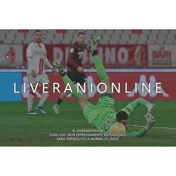 Oliveira Fraga Costa Brenno of SSC Bari during the Italian Serie B match SSC Bari vs AC Reggiana 1919 on January 27, 2024 at the San Nicola stadium in Bari, Italy. Photo by Emmanuele Mastrodonato/ag. Aldo Liverani sas