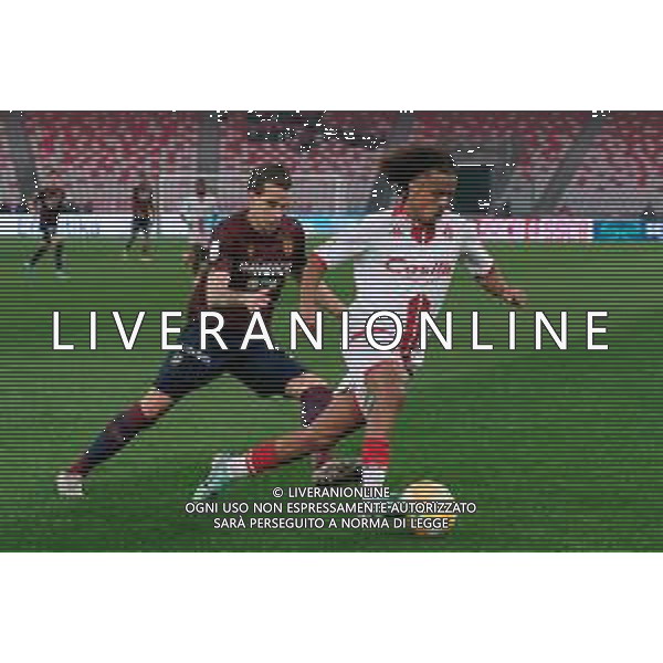 Mehdi Dorval of SSC Bari and Edoardo Pieragnolo of Reggiana during the Italian Serie B match SSC Bari vs AC Reggiana 1919 on January 27, 2024 at the San Nicola stadium in Bari, Italy. Photo by Emmanuele Mastrodonato/ag. Aldo Liverani sas