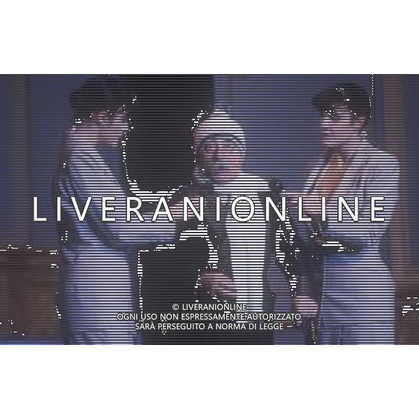 DIAP-RETROSPETTIVA ORESTE LIONELLO ATTORE NELLA FOTO ORESTE LIONELLO TRASMISSIONE TELEVISIVA BAGAGLINO PUNTATA CHAMPAGNE ANNO 1995-1998 AG ALDO LIVERANI SAS