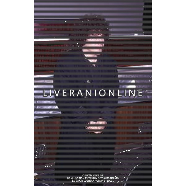 DIAP-RETROSPETTIVA RICCARDO COCCIANTE CANTANTE NELLA FOTO RICCARDO COCCIANTE NELL\'ANNO 1991 AL FESTIVAL DI SANREMO AG ALDO LIVERANI SAS 
