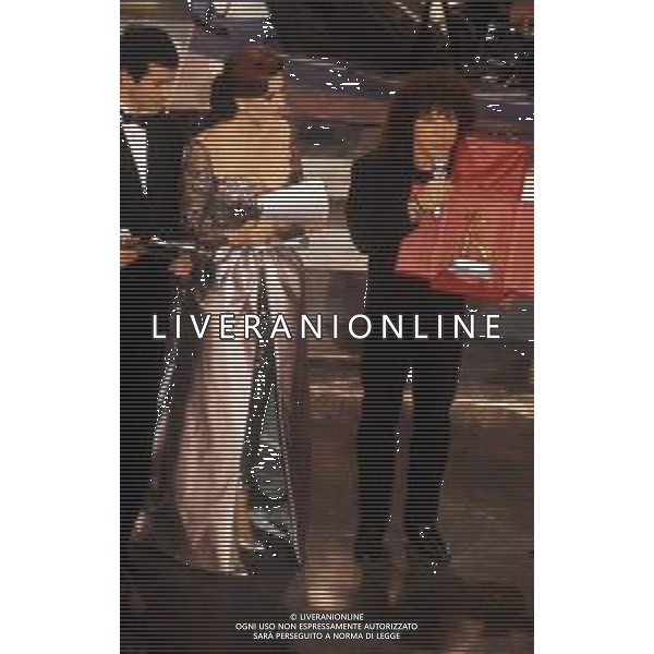 DIAP-RETROSPETTIVA RICCARDO COCCIANTE CANTANTE NELLA FOTO RICCARDO COCCIANTE CON EDWIGE FENECH NELL\'ANNO 1991 AL FESTIVAL DI SANREMO  AG ALDO LIVERANI SAS