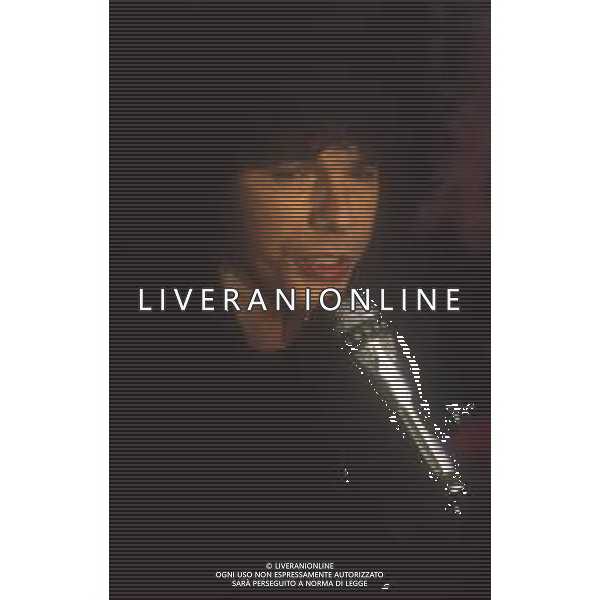 DIAP-RETROSPETTIVA RICCARDO COCCIANTE CANTANTE NELLA FOTO RICCARDO COCCIANTE NELL\'ANNO 1991 AL FESTIVAL DI SANREMO AG ALDO LIVERANI SAS 