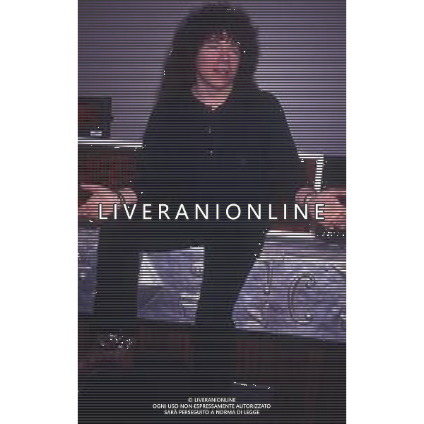 DIAP-RETROSPETTIVA RICCARDO COCCIANTE CANTANTE NELLA FOTO RICCARDO COCCIANTE NELL\'ANNO 1991 AL FESTIVAL DI SANREMO AG ALDO LIVERANI SAS 