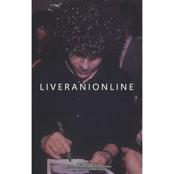 DIAP-RETROSPETTIVA RICCARDO COCCIANTE CANTANTE NELLA FOTO RICCARDO COCCIANTE NELL\'ANNO 1991 AL FESTIVAL DI SANREMO AG ALDO LIVERANI SAS 