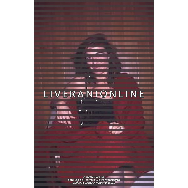 DIAP-RETROSPETTIVA LINA SASTRI ATTRICE E CANTANTE NELLA FOTO LINA SASTRI A MILANO NELL\'ANNO 1990 AG ALDO LIVERANI SAS 