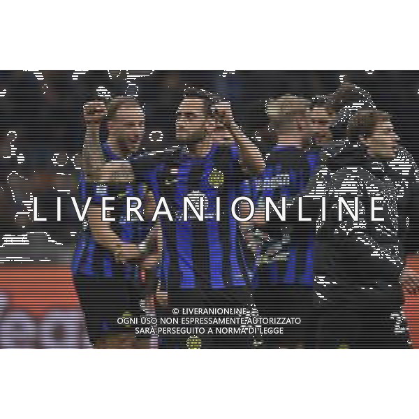 Inter vs Juventus nella foto Hakan Calhanoglu (Inter) esultanza a fine partita Milano 04-02-2024 Stadio Giuseppe Meazza - San Siro Campionato Serie A TIM - 23a giornata foto Roberto Garavaglia/Agenzia Aldo Liverani sas