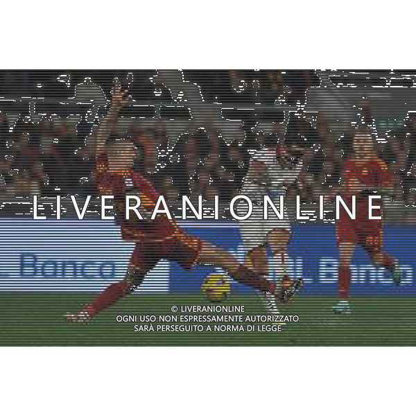 Roma vs Cagliari - Campionato Serie A TIM - 23 giornata - Stadio Olimpico - Roma 05-02-2024 nella foto Mancini e Lapadula FOTO FEDERICO GAETANO-AG ALDO LIVERANI SAS