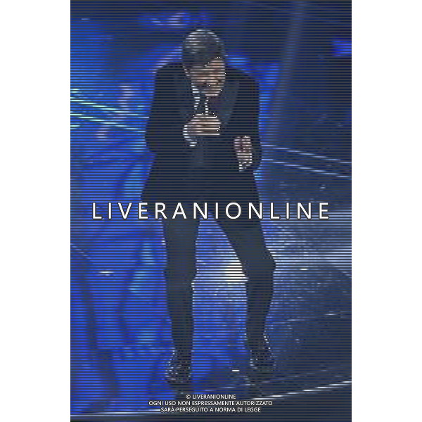 Festival Sanremo 2024 nella foto Gianni Morandi 74mo Festival della Canzone Italiana - Terza Serata Teatro Ariston - Sanremo (IM) 08-02-2024 foto Roberto Garavaglia/agenzia Aldo Liverani sas/AGENZIA ALDO LIVERANI SAS