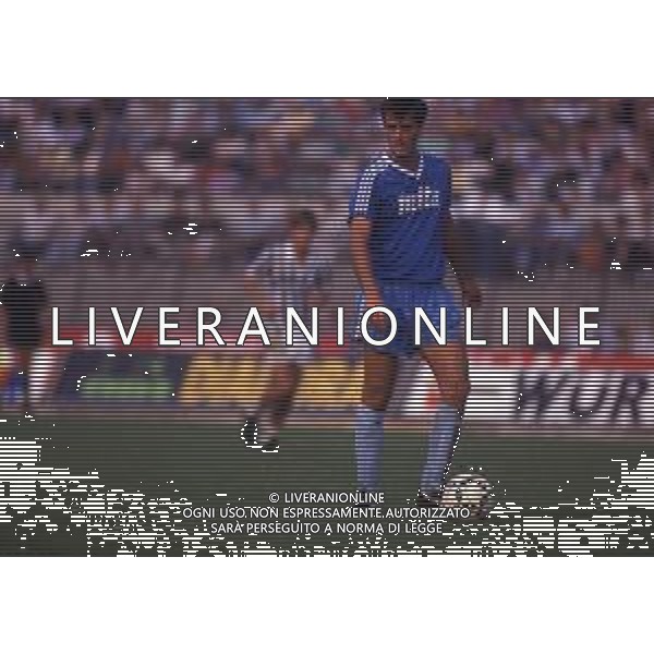 DIAP-RETROSPETTIVA STEFANO MACCOPPI CALCIATORE NELLA FOTO STEFANO MACCOPPI CON LA MAGLIA DEL COMO CALCIO AG ALDO LIVERANI SAS