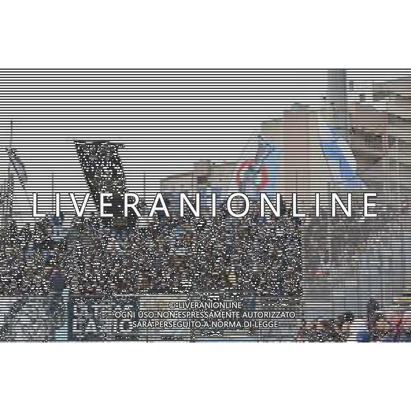 10-2-2024. Cagliari calcio- S.S. Lazio 24° giornata campionato calcio italiano Serie A 2023/2024, Stadio Unipol Domus Cagliari. Foto Salvatore Moi/Agenzia Aldo Liverani s.a.s. Nella foto: Tifosi Lazio in trasferta, nel settore ospiti dello stadio Unipol Domus di Cagiari ©MOI SALVATORE/AGENZIA ALDO LIVERANI SAS